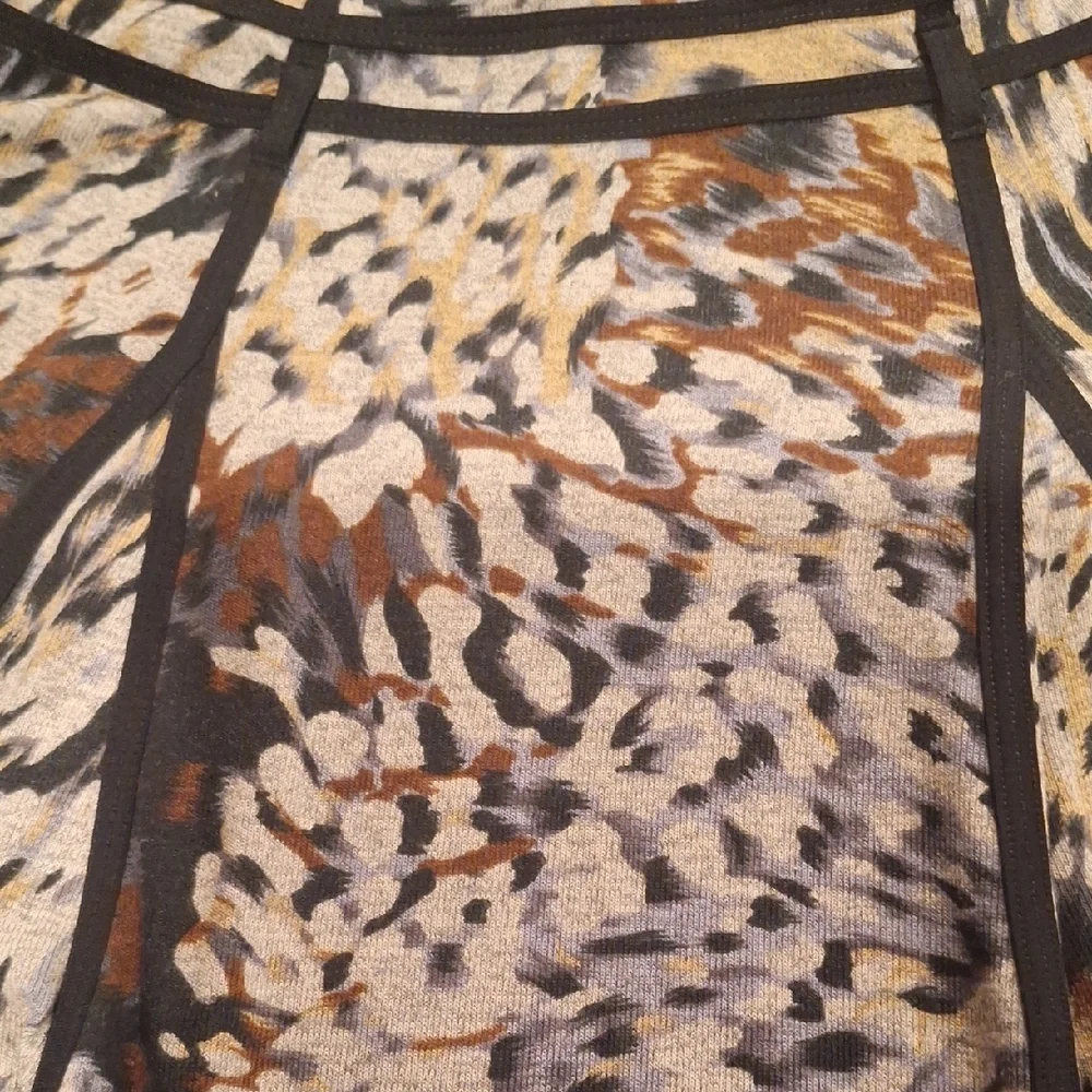 Lapis Animal Print Women's Pleated Flowy Skirt - Picture 4 of 5
